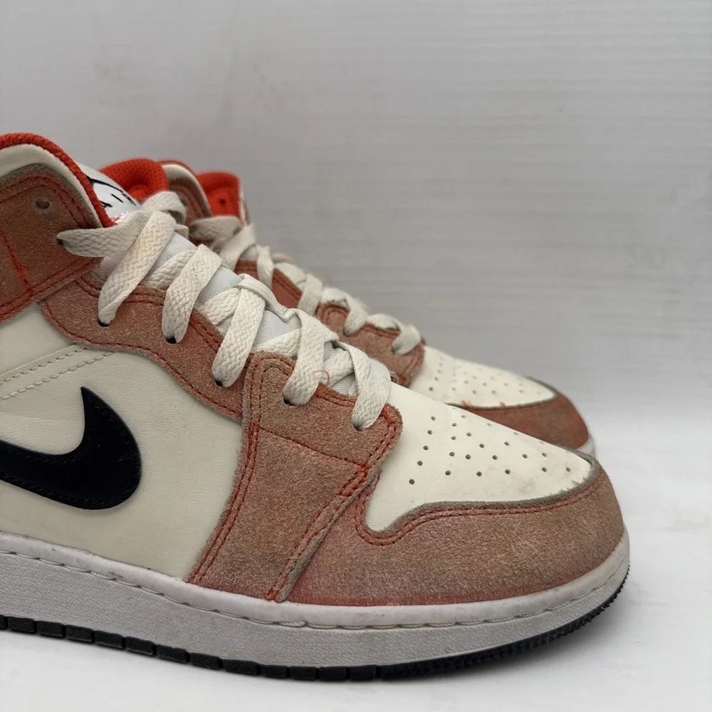 Nike Air Jordan 1 Mid Team Orange Black Sail White DV1336-800 Size 7 Y